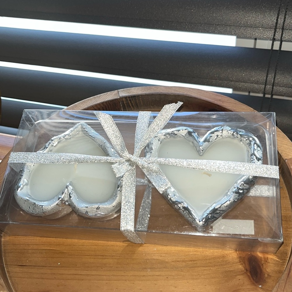 Gift Set Of 2 Silverleaf Heart Candles NWT (New old stock)